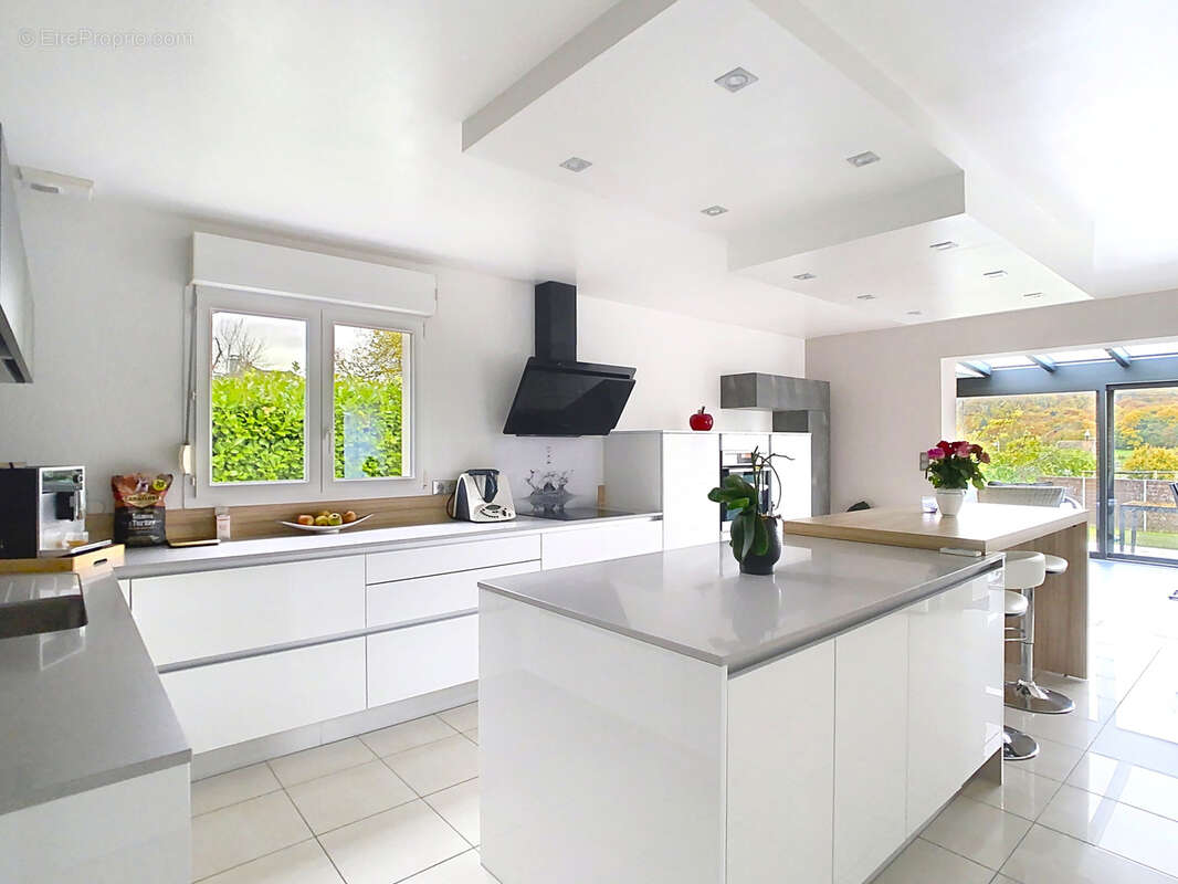 Maison à COURTELEVANT