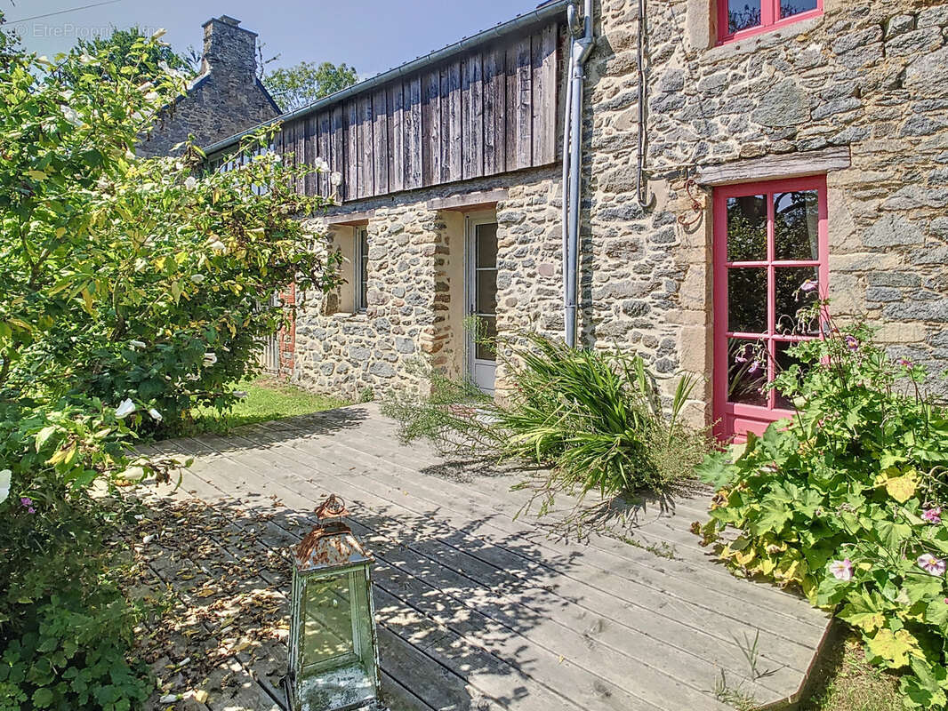 Maison à LE MESNILBUS