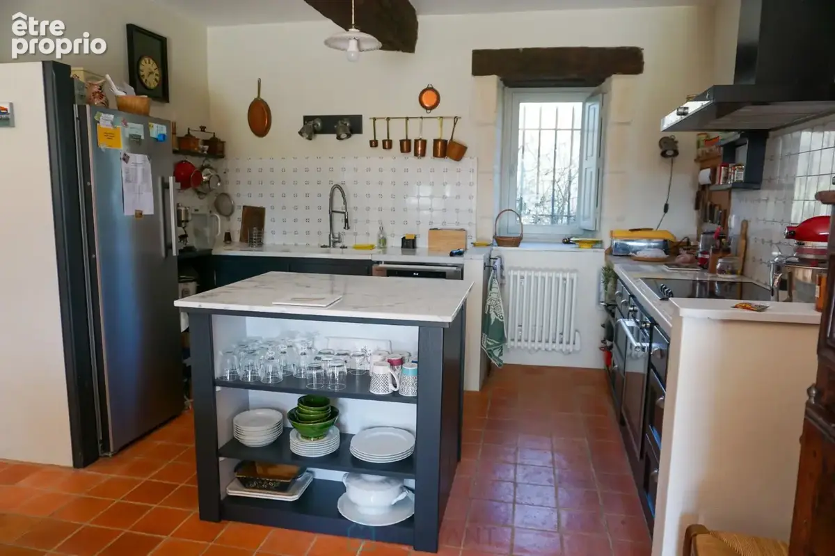 Ancienne maison forte du XIIIe siècle, nichée sur les hauteurs de la petite Venise du Périgord. - photo 17