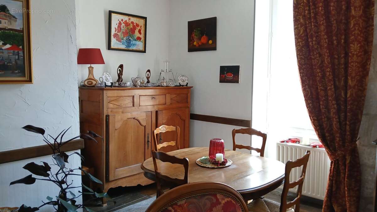 Maison 110 m² à Aubeterre-Sur-Dronne  - photo 48