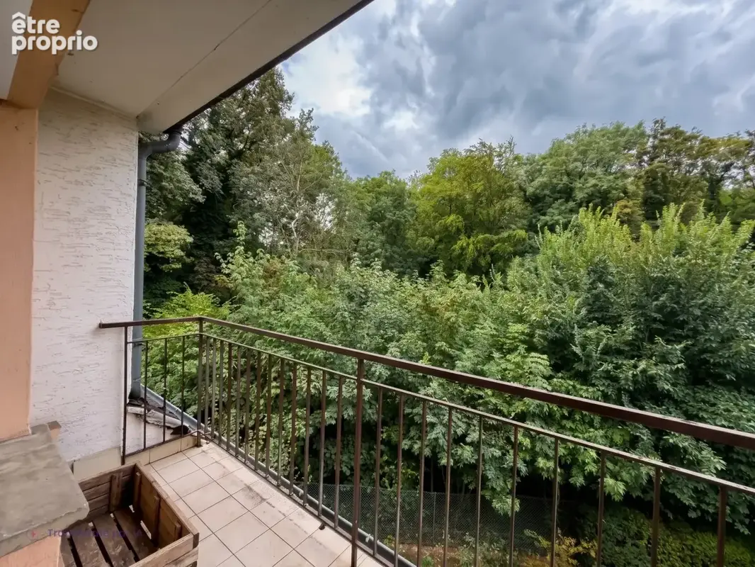 Appartement de 98 m² avec balcon et cave - photo 2
