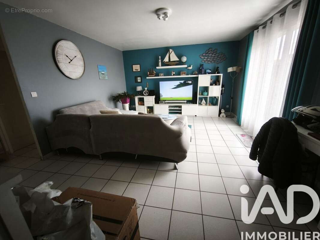 Photo 2 - Maison à SAINT-DENIS-DE-PILE