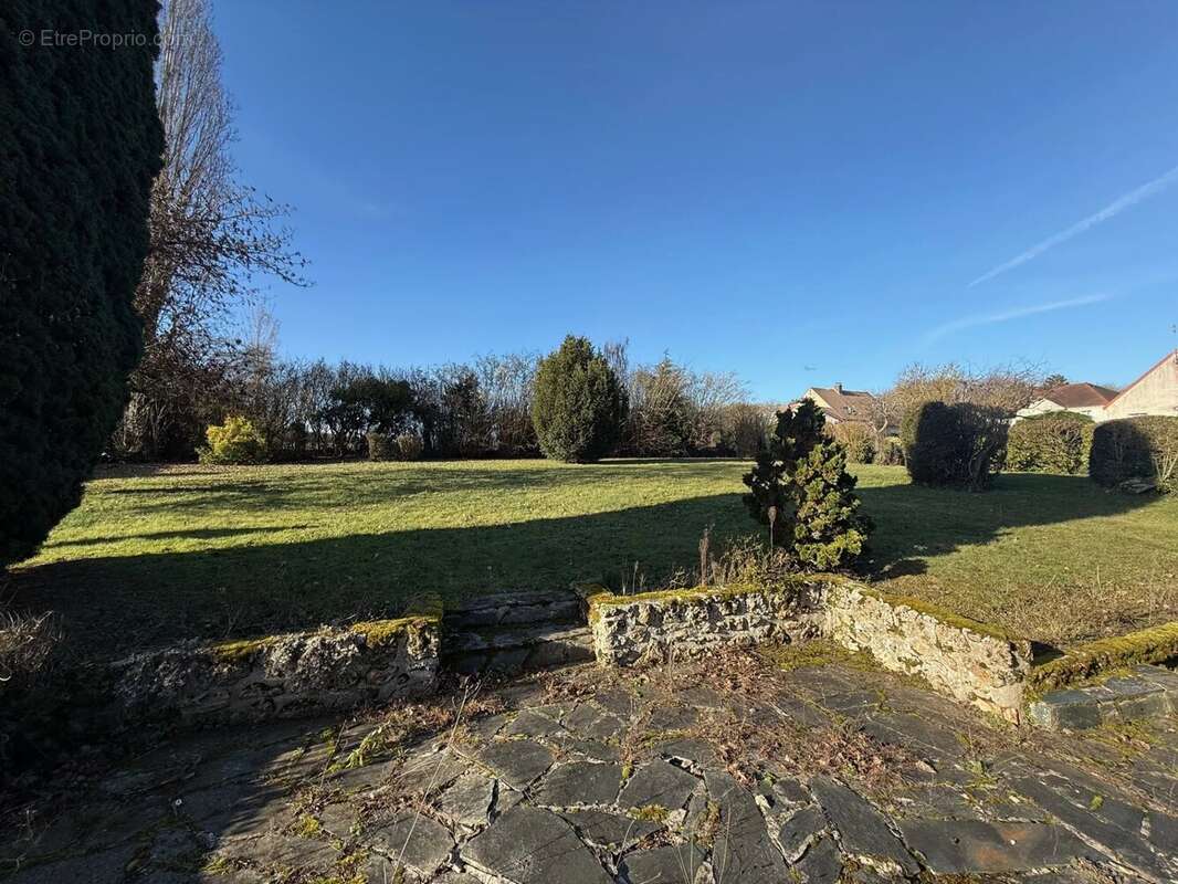 Maison à BOISSY-SOUS-SAINT-YON