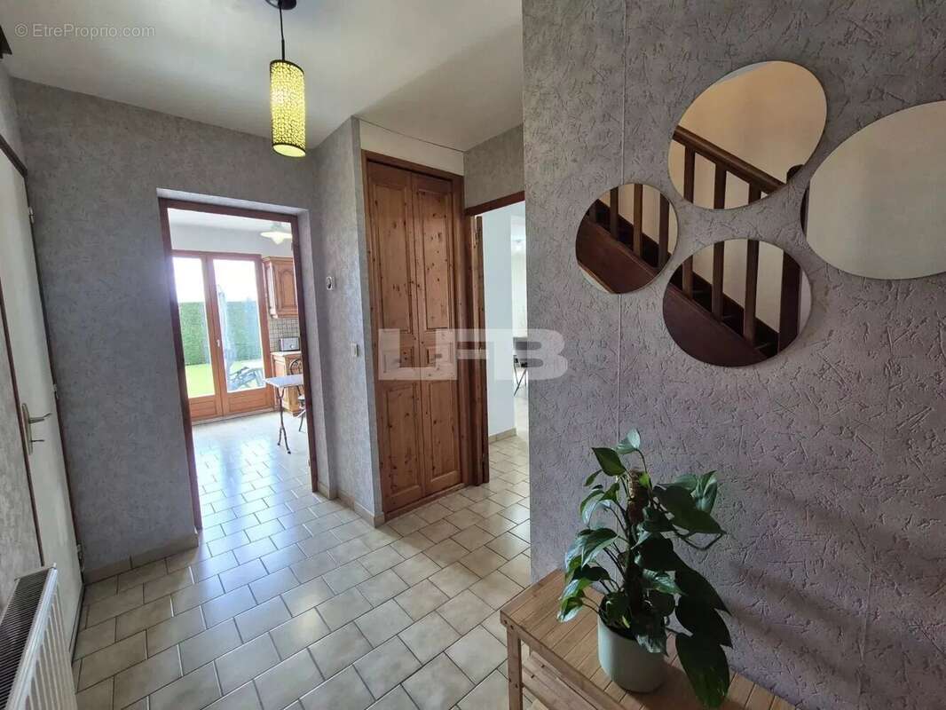 Maison à VILLERON