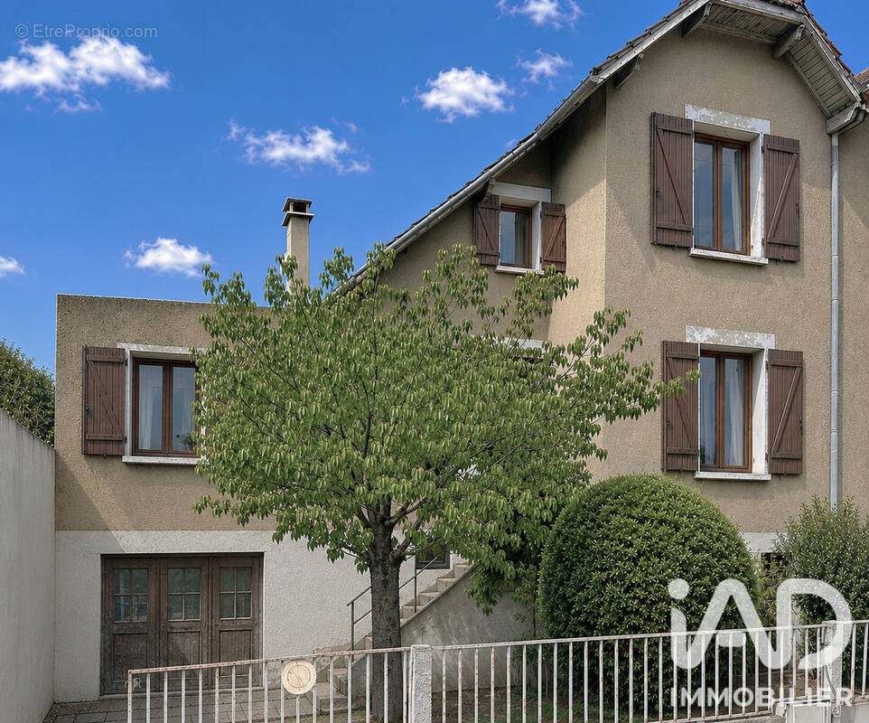 Photo 1 - Maison à MONTARGIS