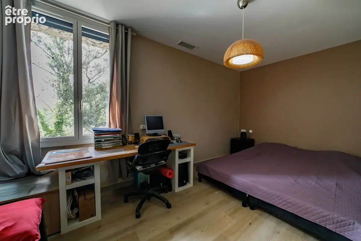 Mas rénové avec terrasse - jardin, garage et studio indépendant - 427000 euros - photo 10