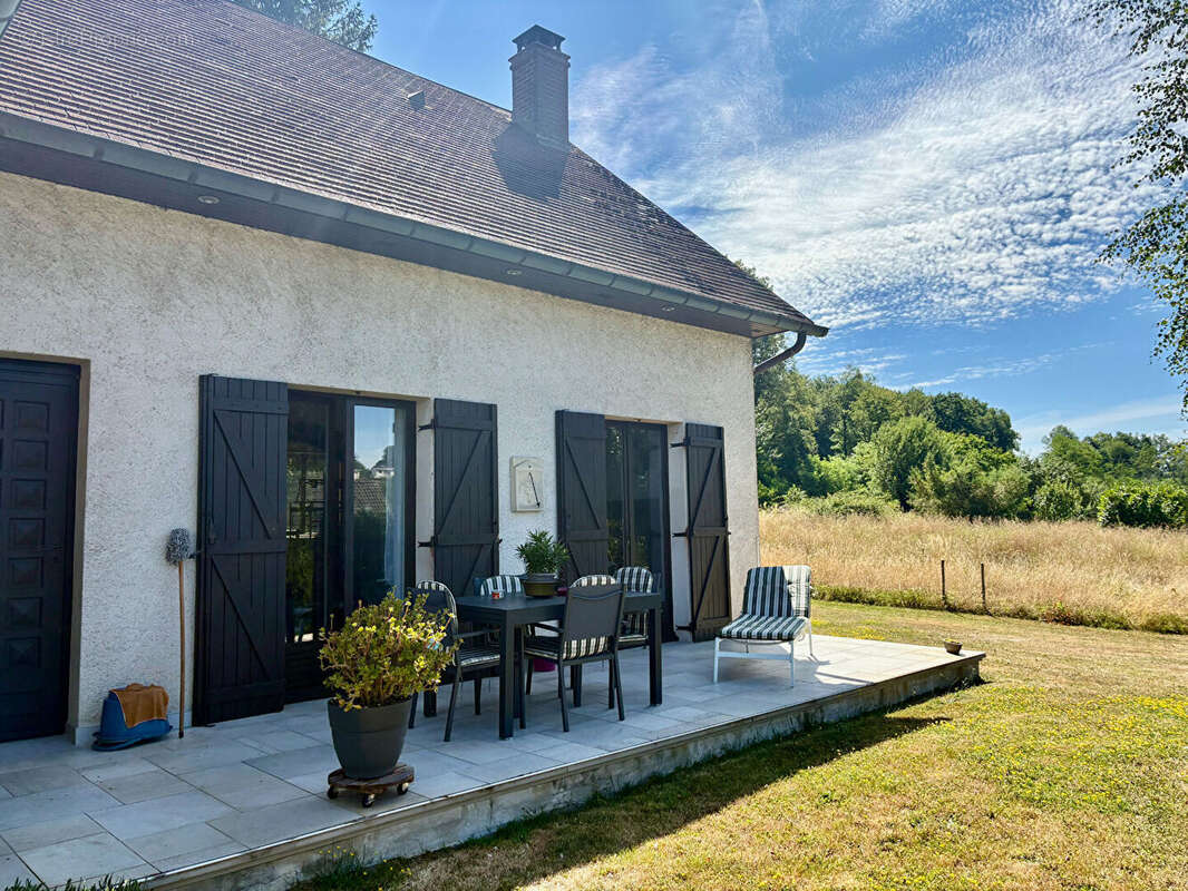 Maison à BLANZY