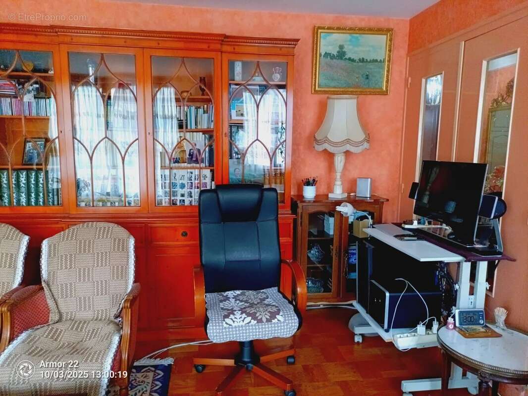 Appartement à CHARENTON-LE-PONT