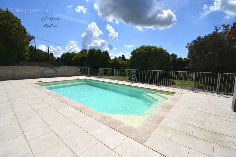 Maison à SALON-DE-PROVENCE