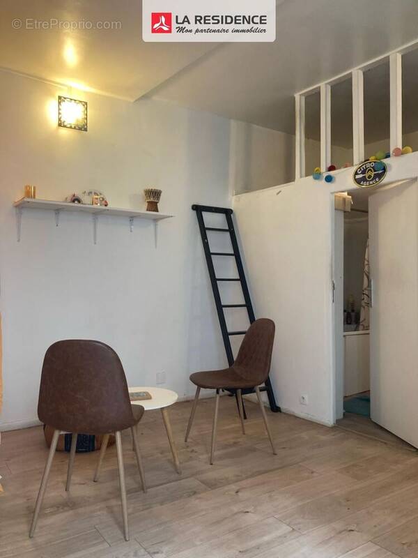 Appartement à PARIS-18E
