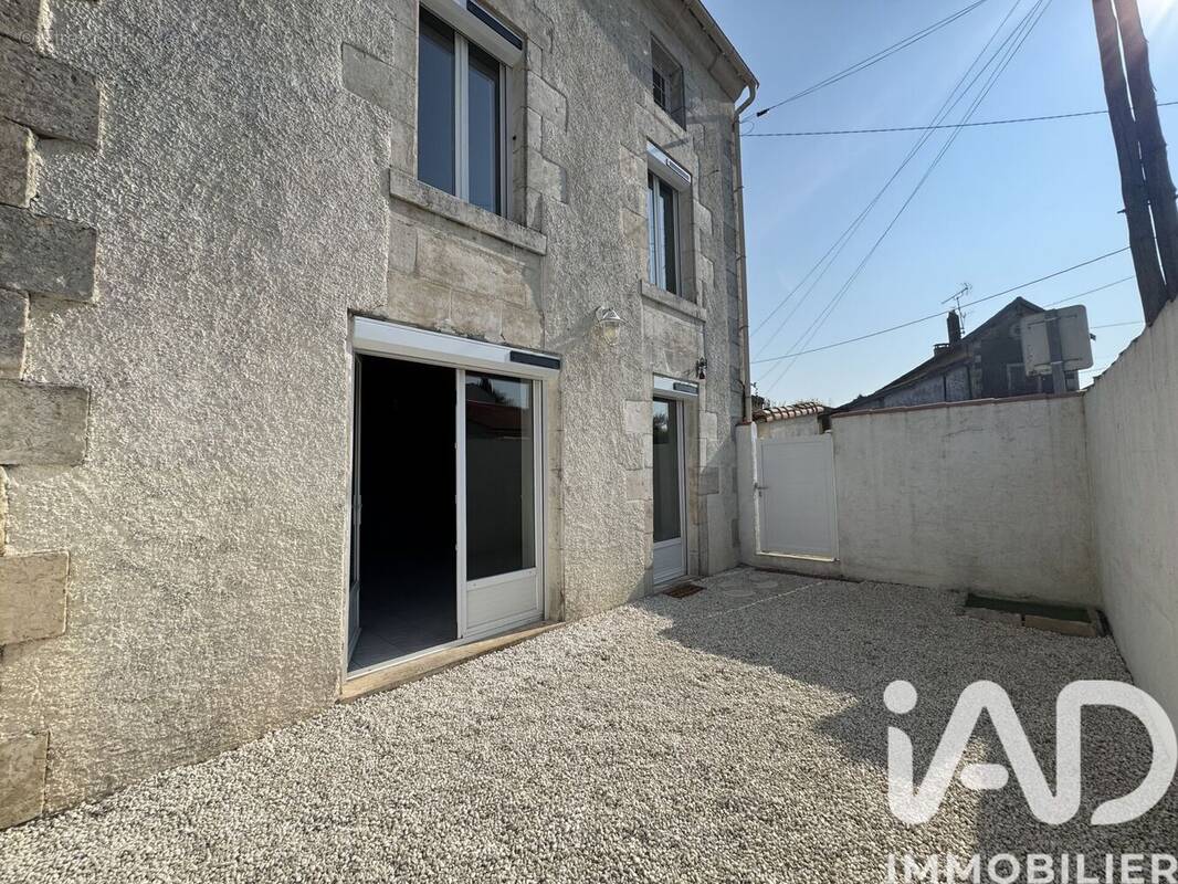 Photo 1 - Maison à SANSAIS