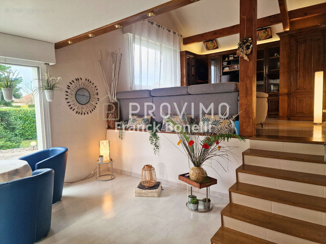 Maison à SAINT-JULIEN-EN-GENEVOIS