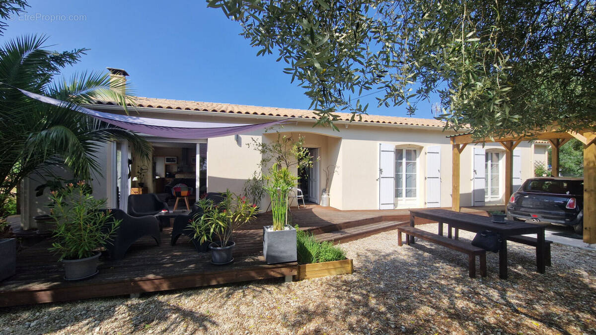 Maison à SAINT-GEORGES-DU-BOIS