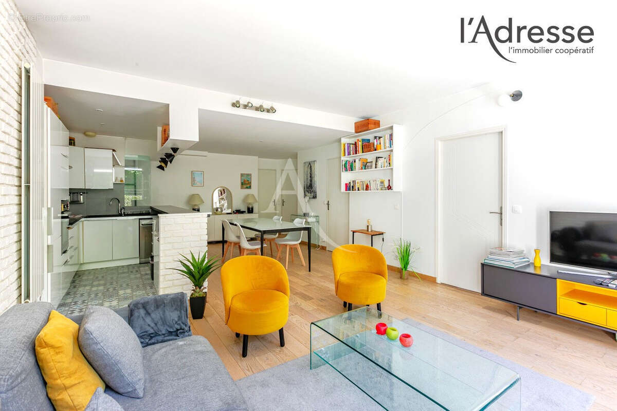 Appartement à SURESNES