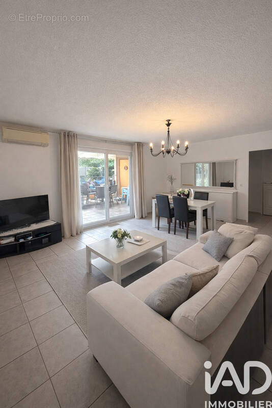 Photo 1 - Appartement à MARSEILLE-11E