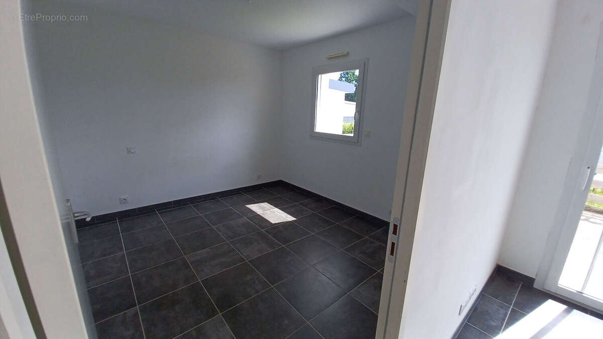 Maison à LE RELECQ-KERHUON