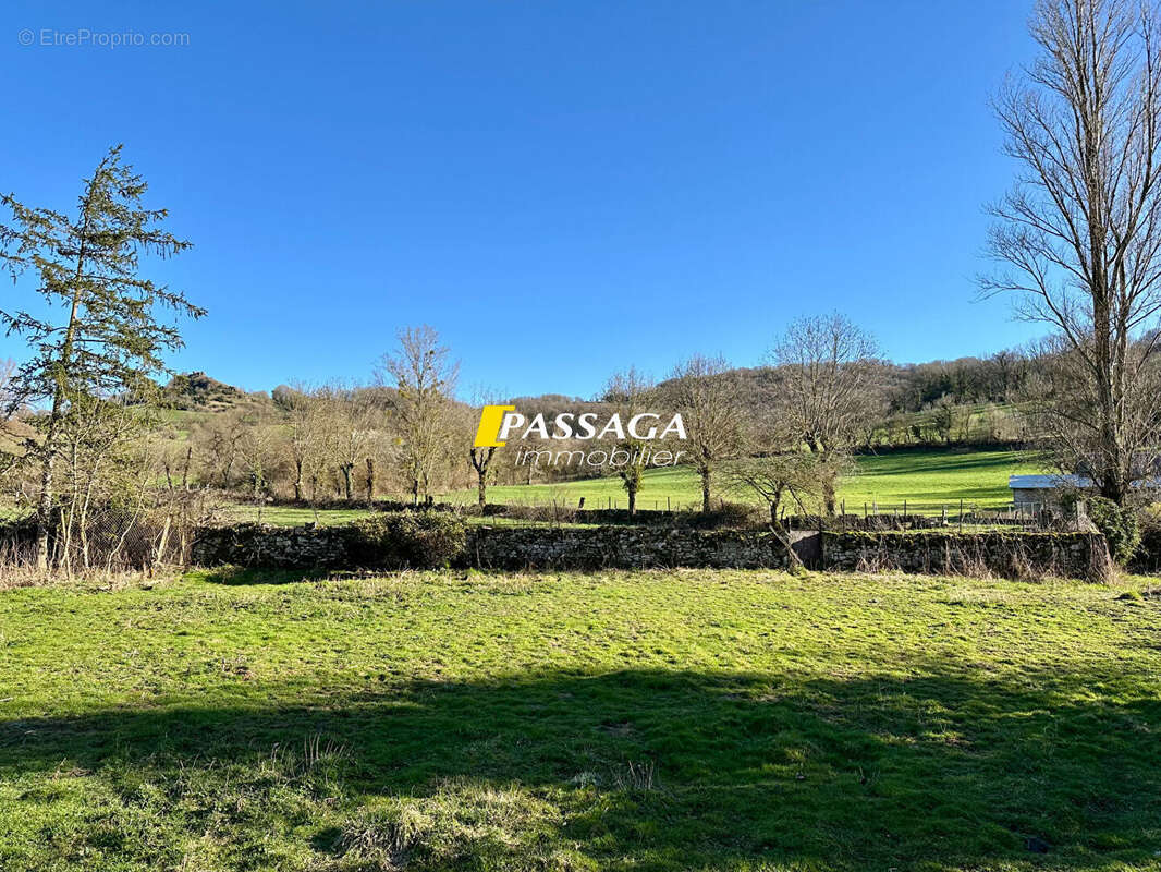 A VENDRE - Ensemble immobilier et terrain attenant - LE MEJANEL - photo 3