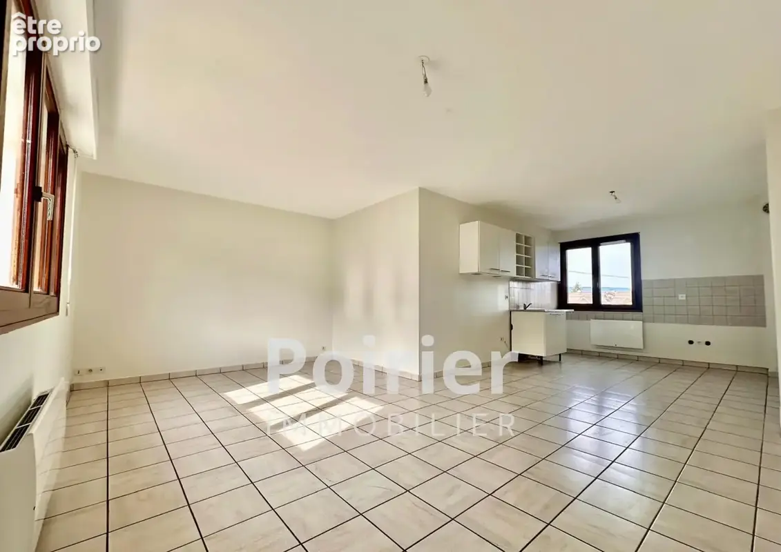 Appartement T3 de 66m2 avec cave et garage - photo 2