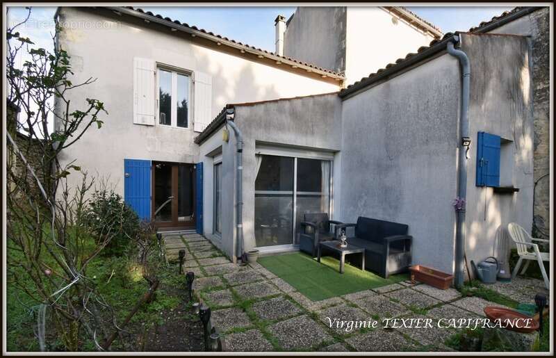 Maison à vendre 4 pièces SAINT JEAN D'ANGELY (17) avec jardin et garage - photo 15