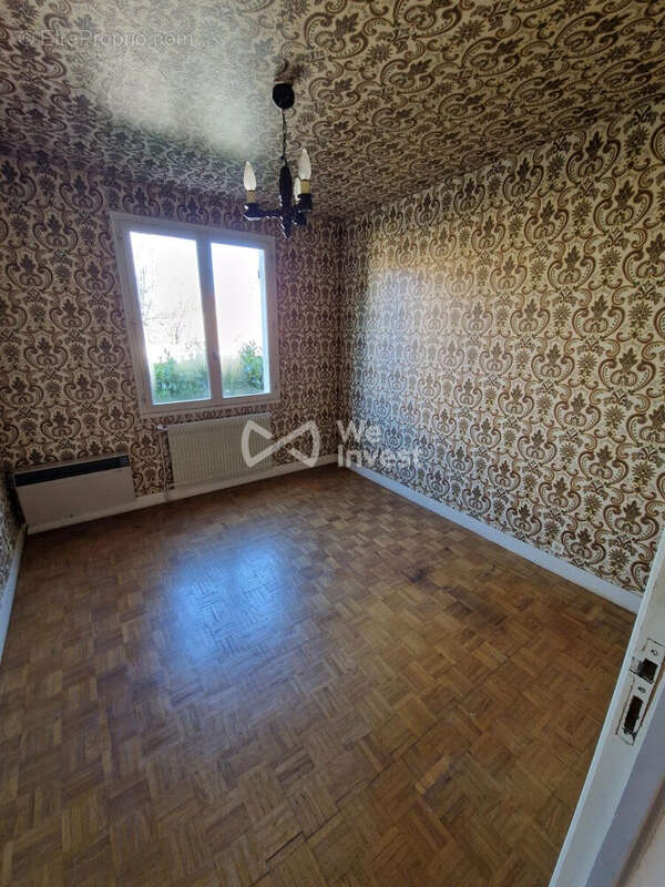 Maison à MAUROUX