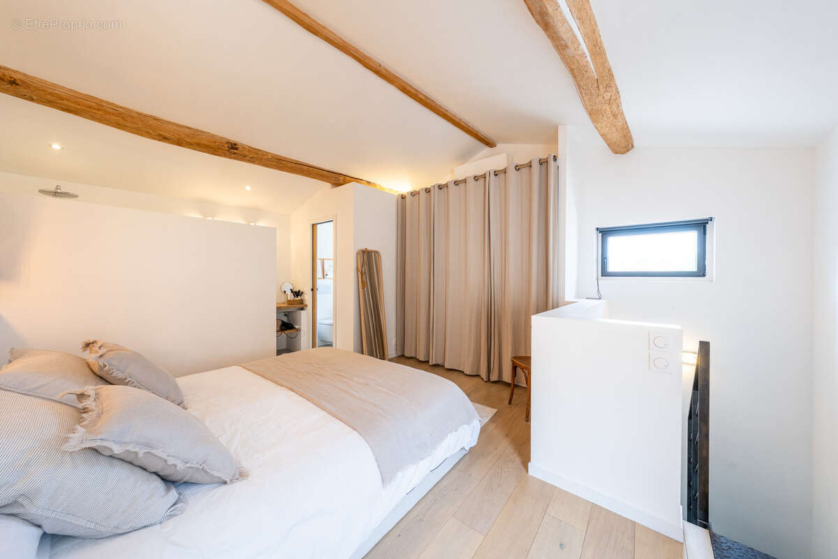 Maison à VILLENEUVE-LOUBET