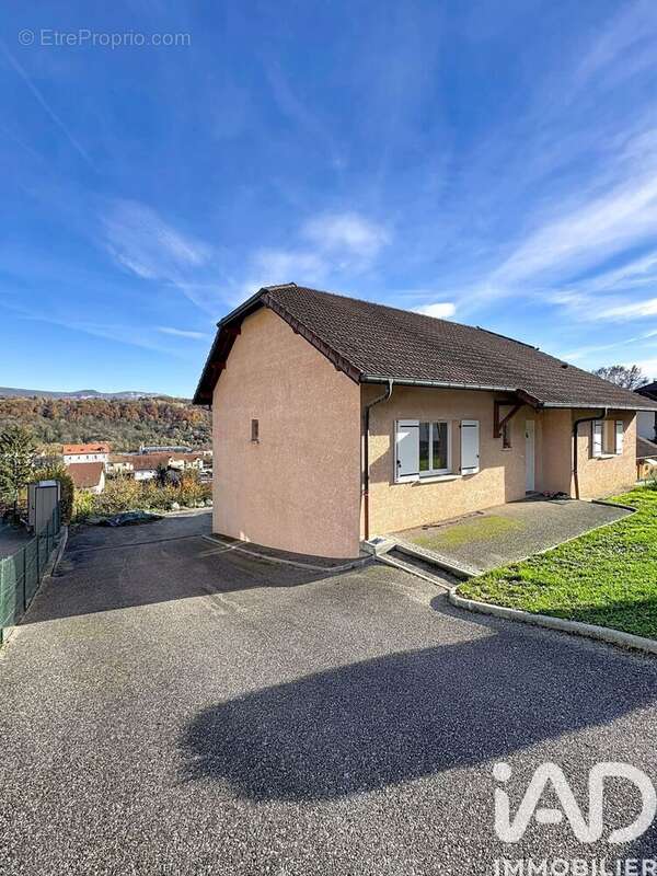 Photo 2 - Maison à LANCRANS