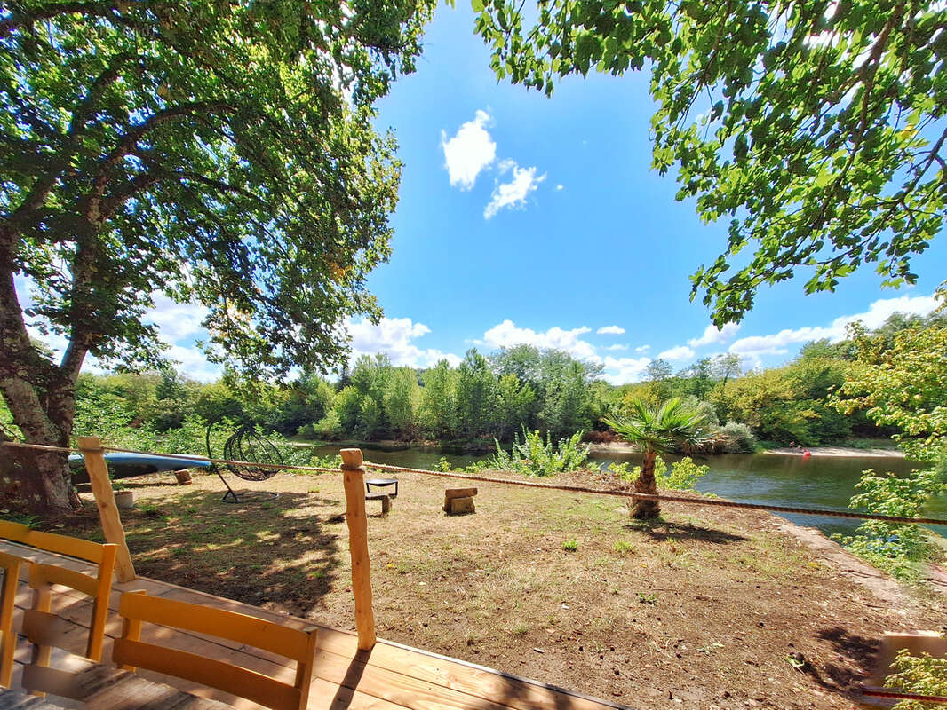 Maison à LA ROQUE-GAGEAC