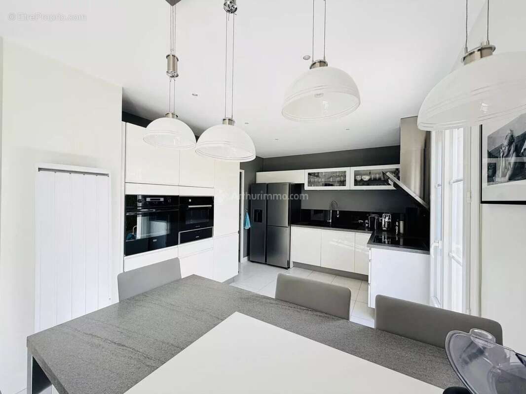 Maison à OZOIR-LA-FERRIERE