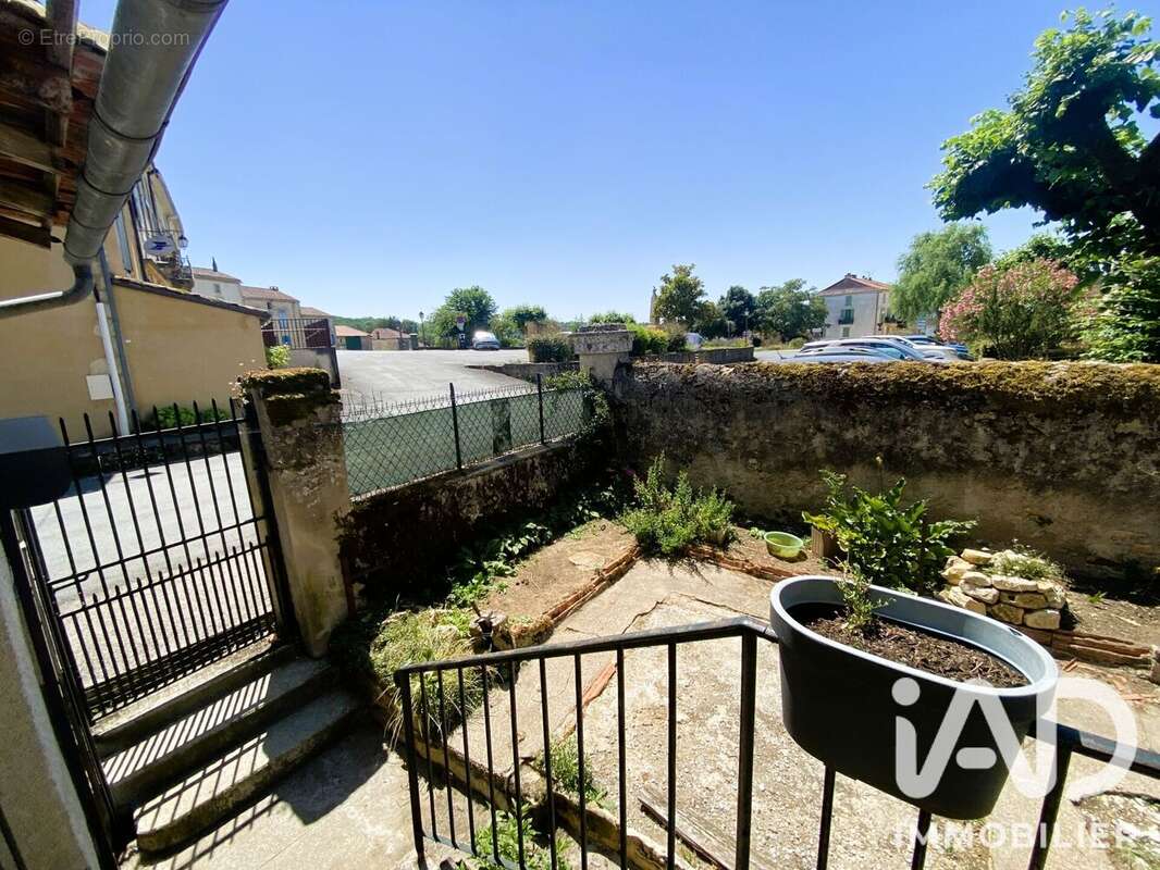 Maison 75 m² à Villefranche-Du-Perigord  - photo 6