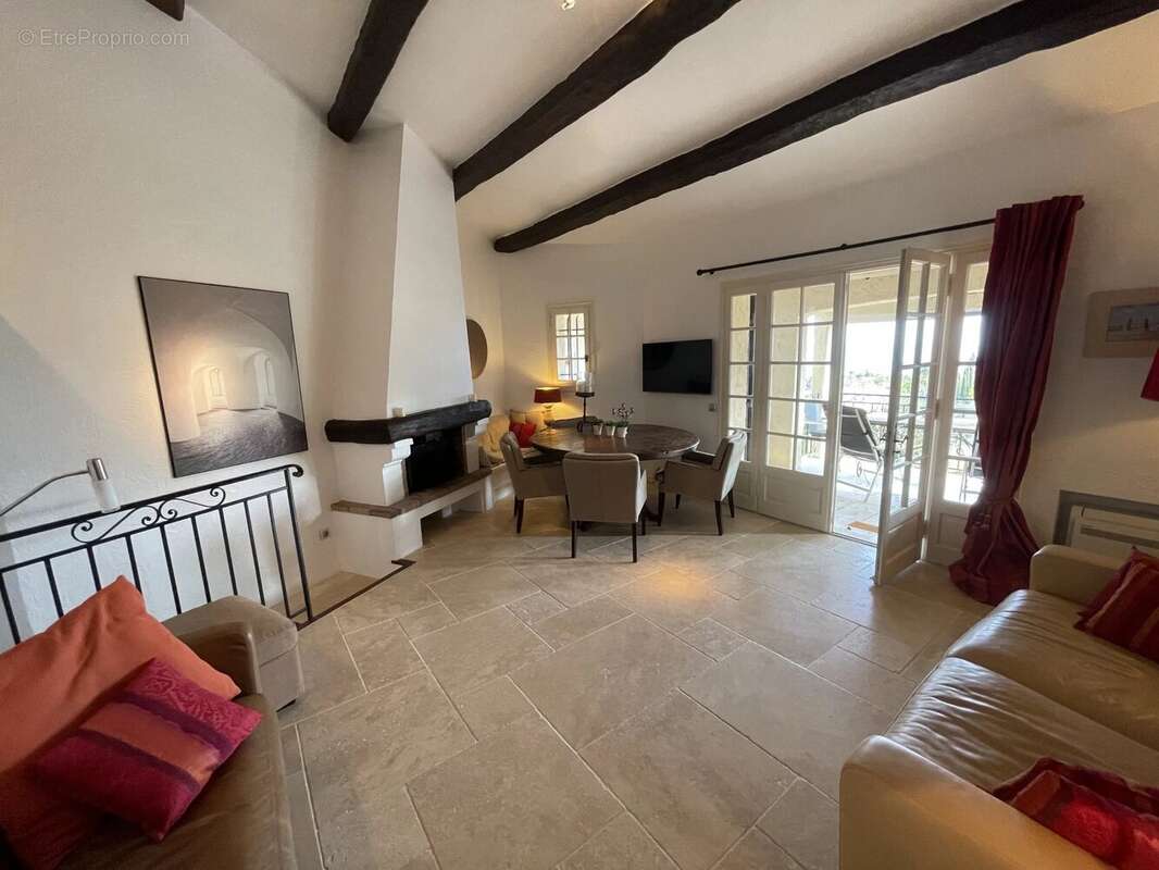 Appartement à THEOULE-SUR-MER