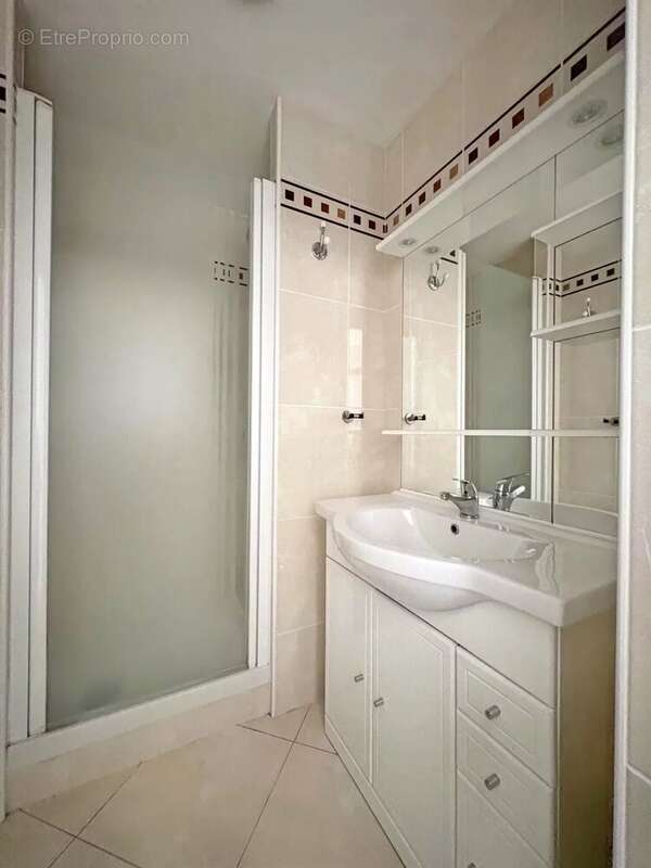 Appartement à CAMIERS