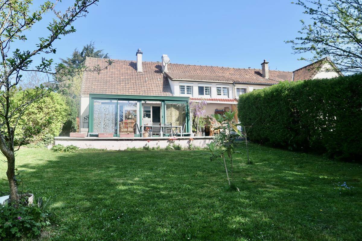 Maison à DAMMARTIN-EN-GOELE