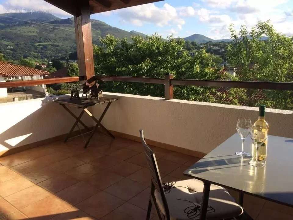 Maison au Pays Basque de 185 m² avec 3 chambres et 2 studios - photo 8
