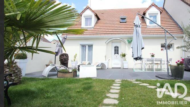 Photo 1 - Maison à SAINT-MICHEL-SUR-ORGE