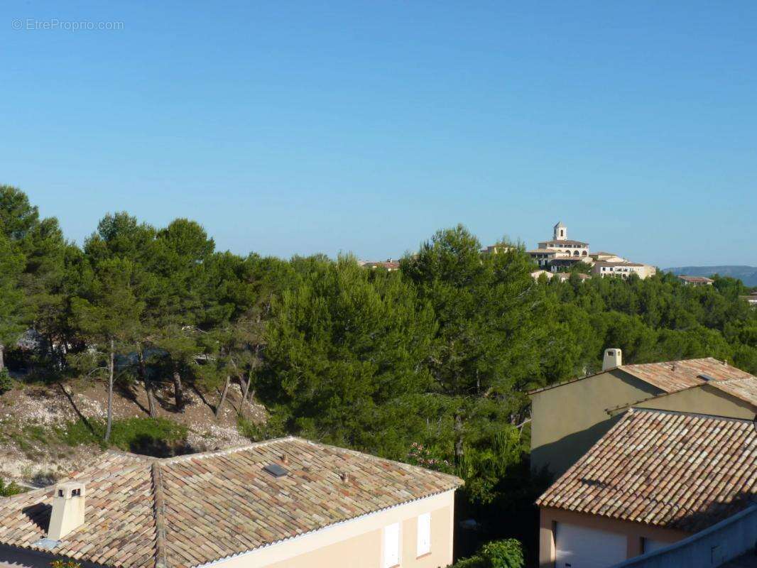 Appartement à MALLEMORT