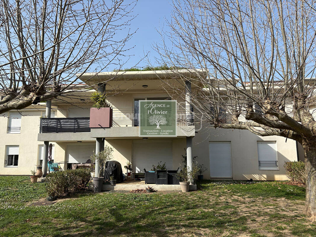Appartement à SAINT-MARTIN-DE-CRAU