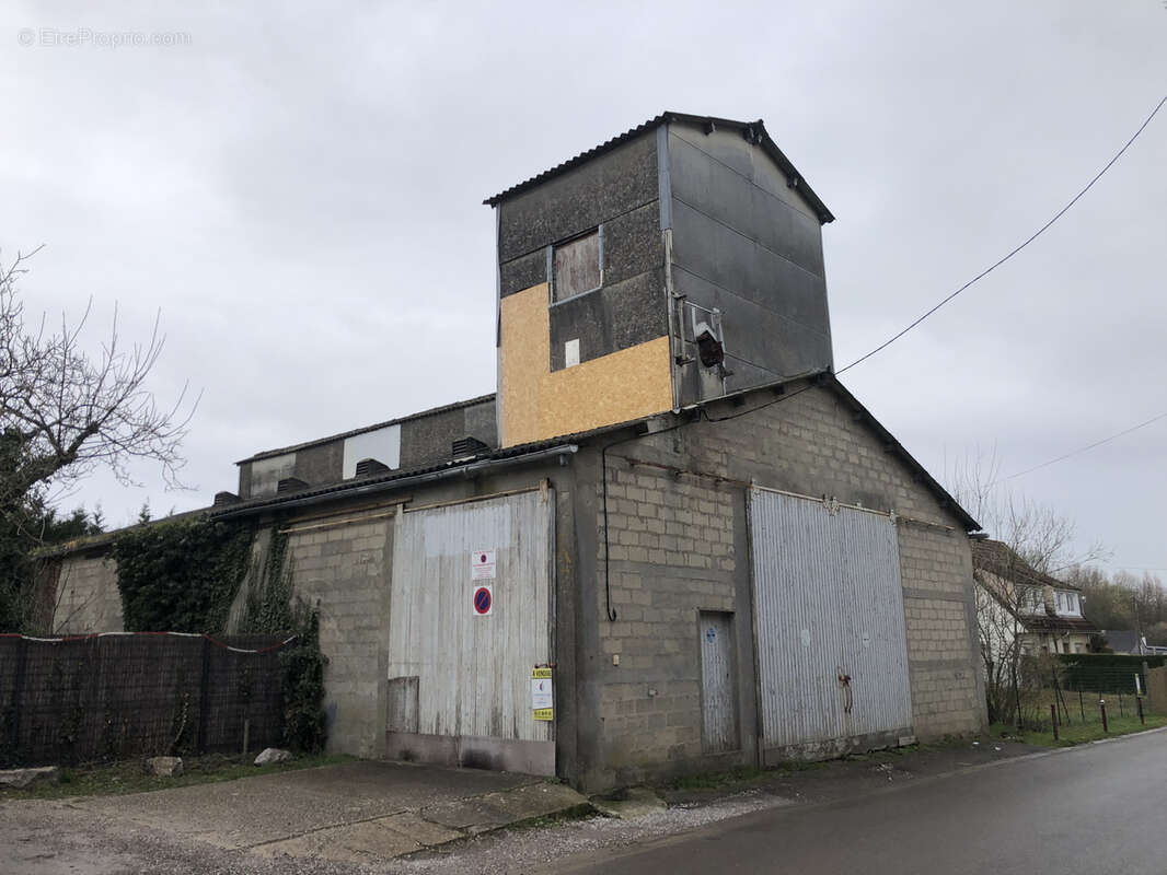 Commerce à RANG-DU-FLIERS