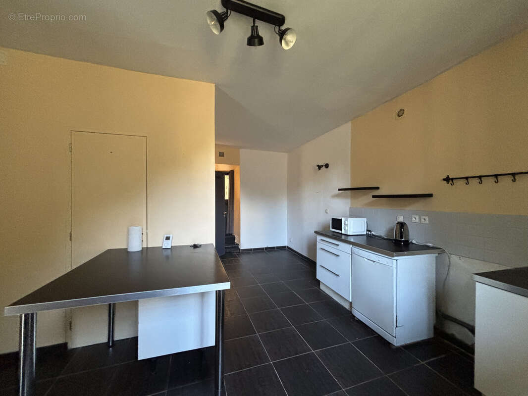 Maison à SAINTE-COLOMBE-SUR-SEINE