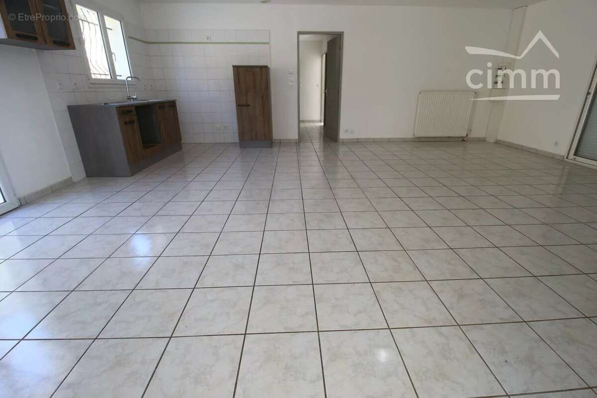 Maison à LUC-SUR-AUDE