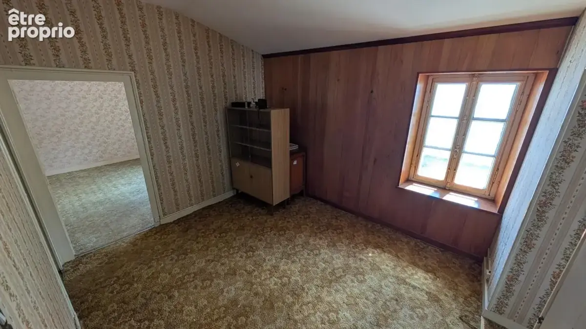 Maison en pierre à rénover à Saint-Gelais  97 m²  2 chambres - photo 15