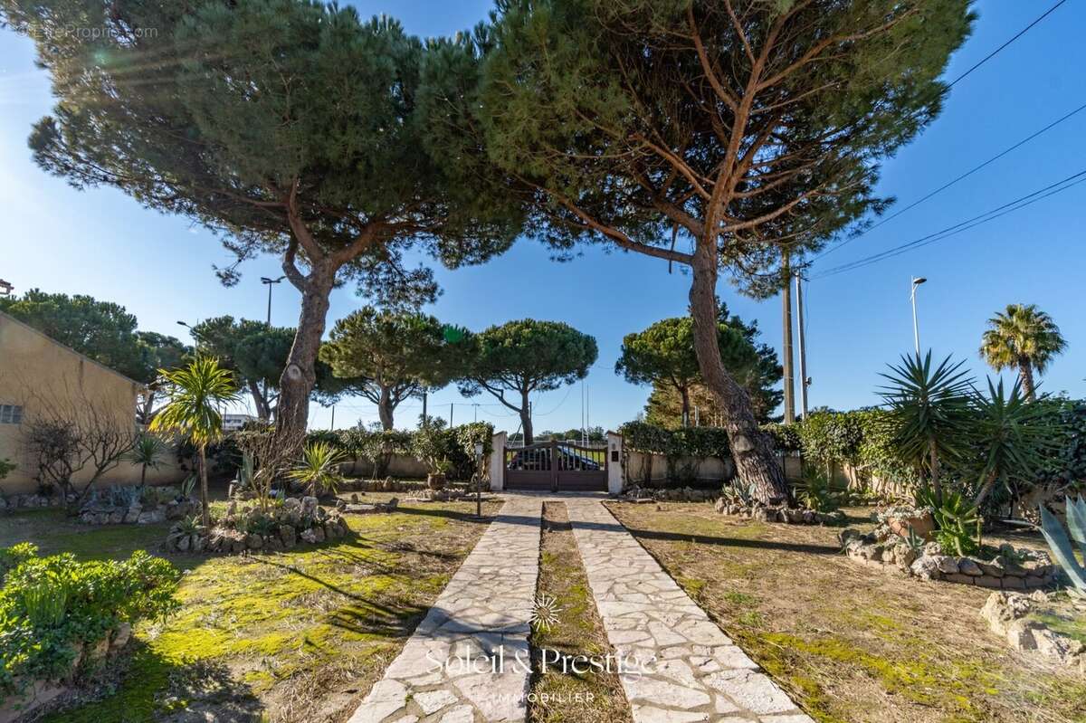 Maison à VALRAS-PLAGE