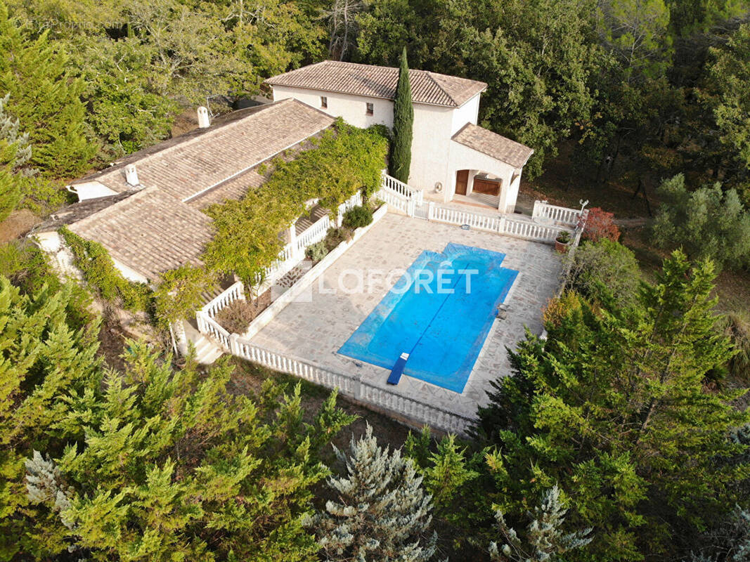 Maison à SAINT-PAUL-EN-FORET