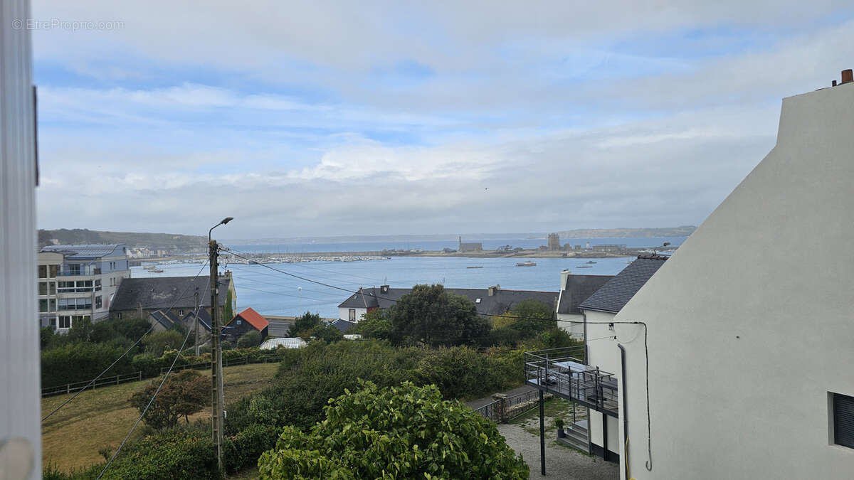 Maison à CAMARET-SUR-MER