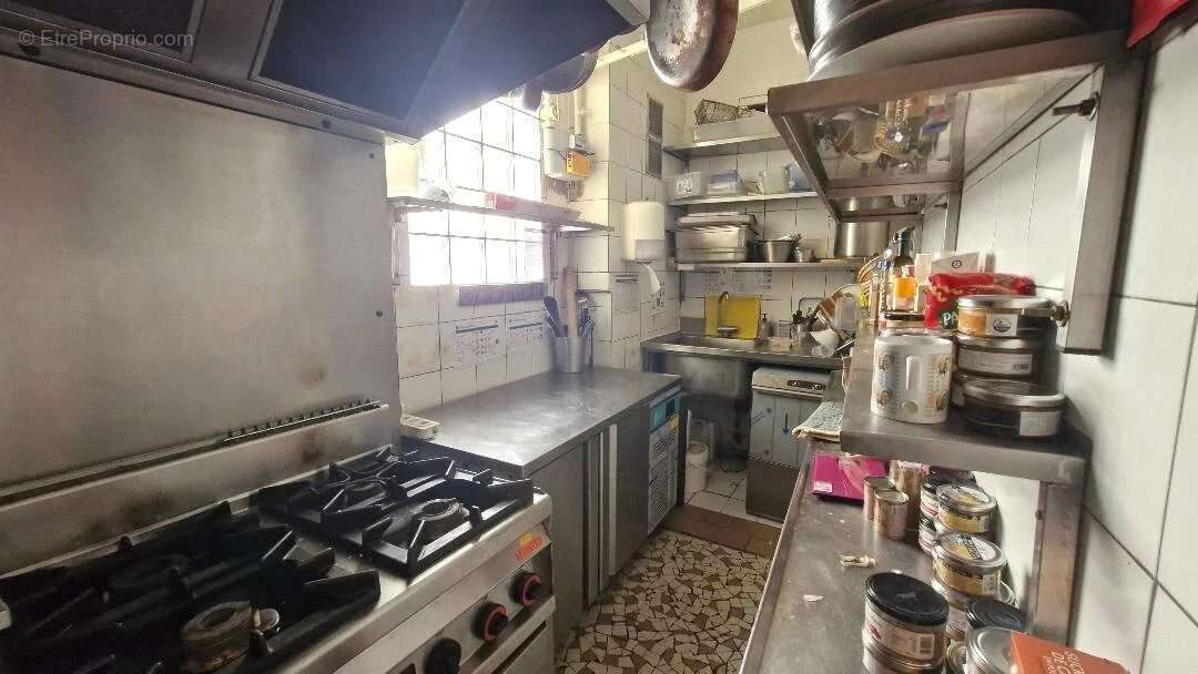 Commerce à PARIS-10E