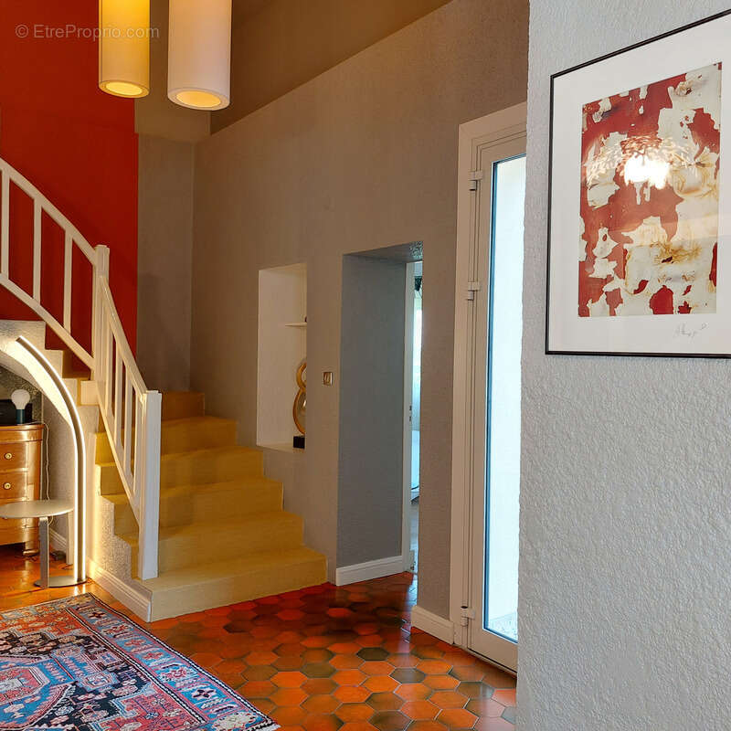 Maison à vendre 13 pièces MONTAUBAN (82), salle de reception, parking, bureaux, cave, dépendances,  parc de 8000m2, 2 entrées in - photo 20