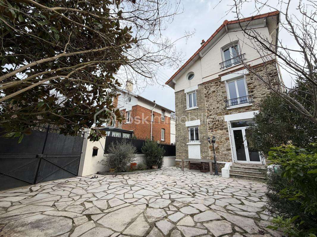 Maison à ATHIS-MONS