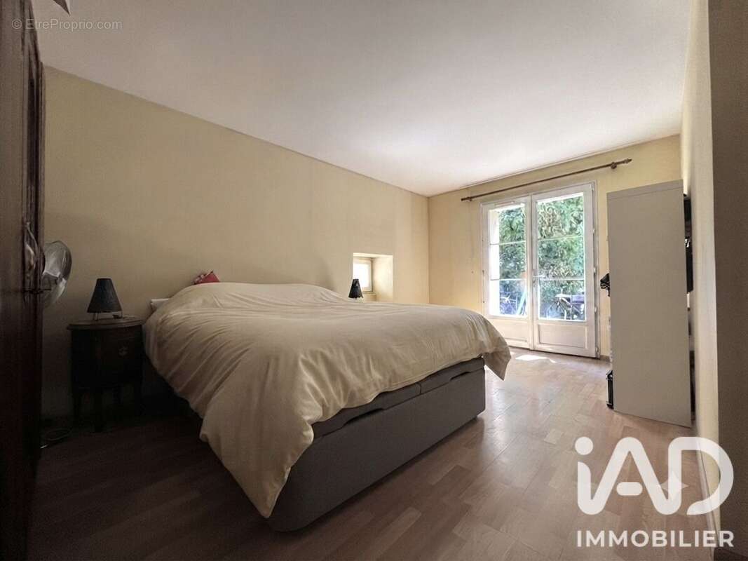 Maison 211 m² à Magny-En-Vexin  - photo 5