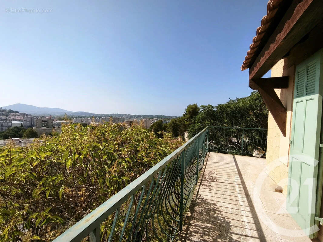Maison 152 m² à La Garde  - photo 9