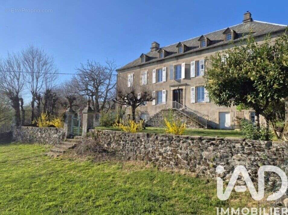 Maison 247 m² à Saint-Cirgues-La-Loutre  - photo 2