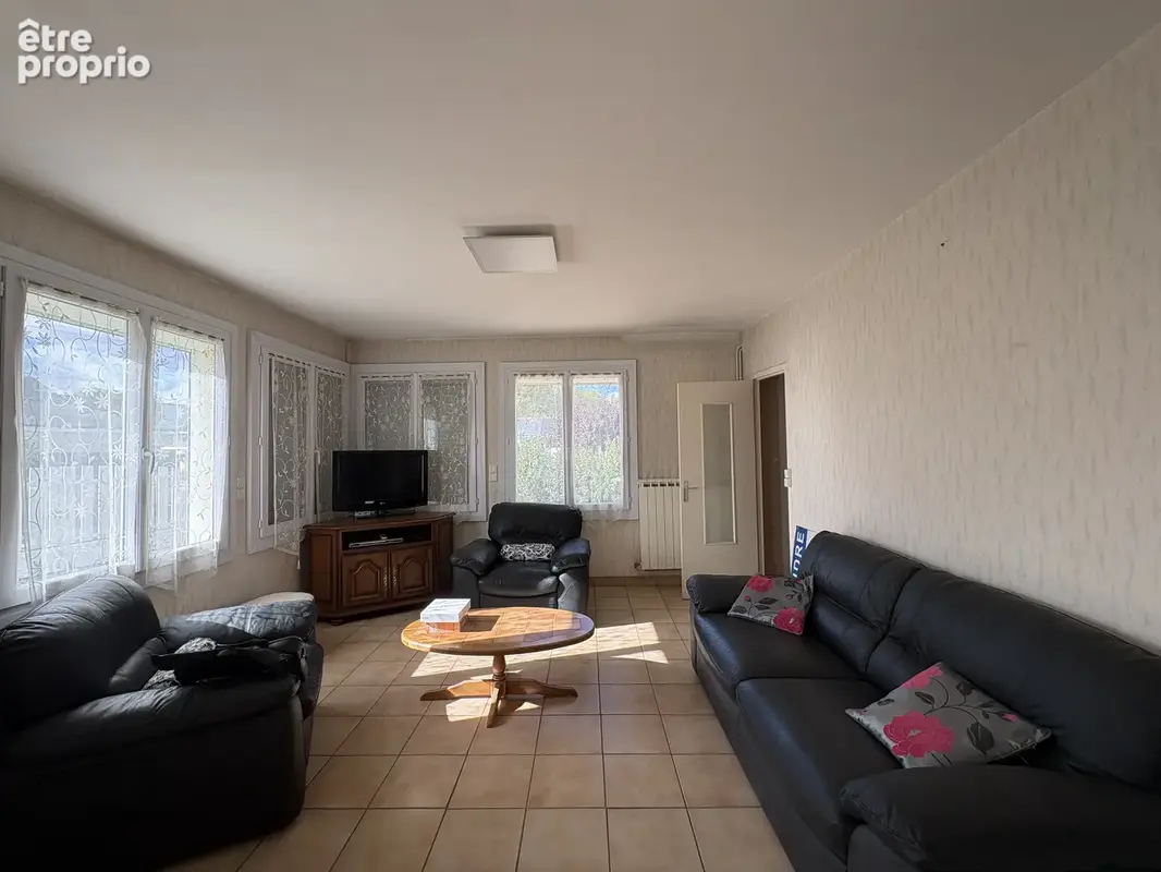 Maison 4 pièces 85 m² à vendre à Sainte-Maure-De-Touraine (37800) - photo 5